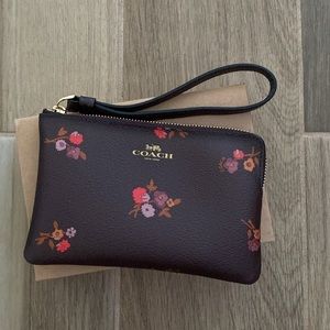 NWB Floral Coach Wristlet